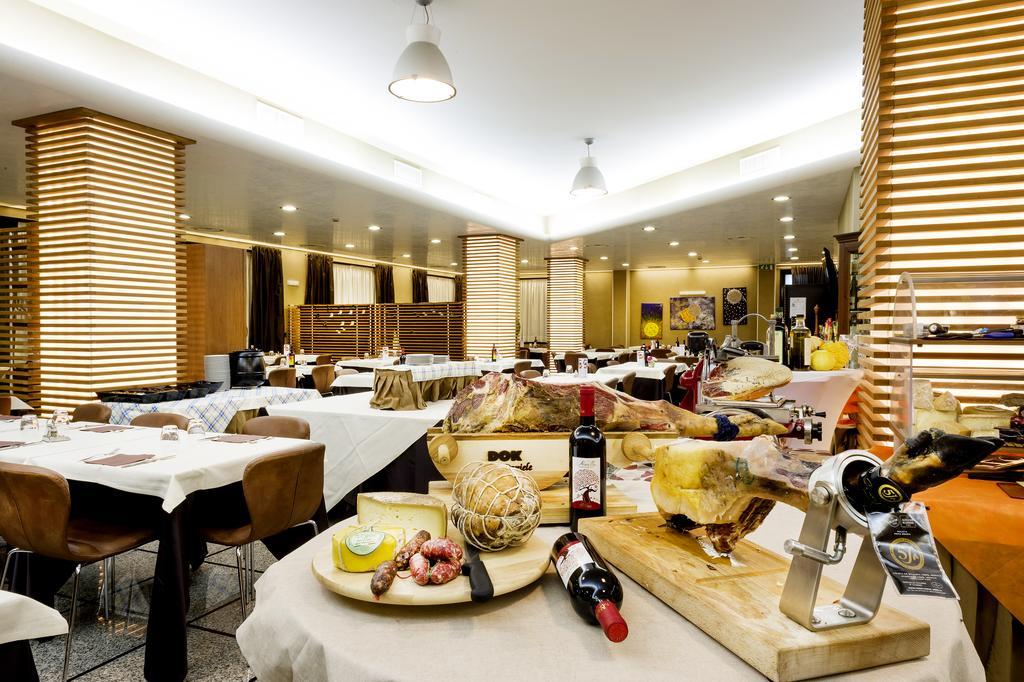 Hotel Ristorante Dragonara San Giovanni Teatino Extérieur photo
